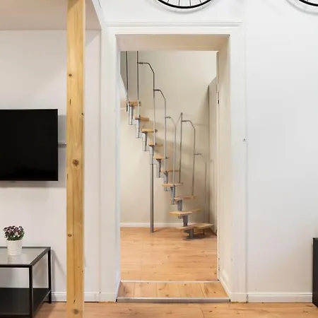 Loft Ac Selfcheckin Apartman *